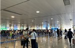  Tạo điều kiện thuận lợi cho người có vé máy bay đi nước ngoài được đến cảng HKQT để thực hiện chuyến bay